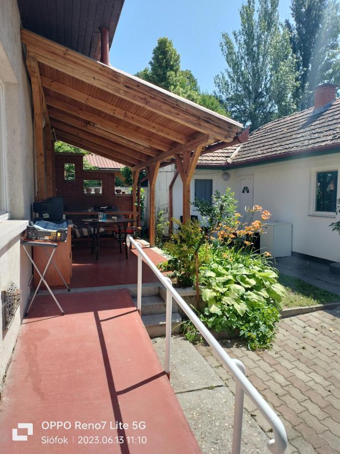 Balassa House Шіофок Екстер'єр фото