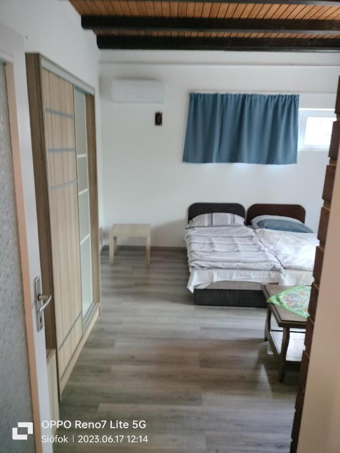 Balassa House Шіофок Екстер'єр фото