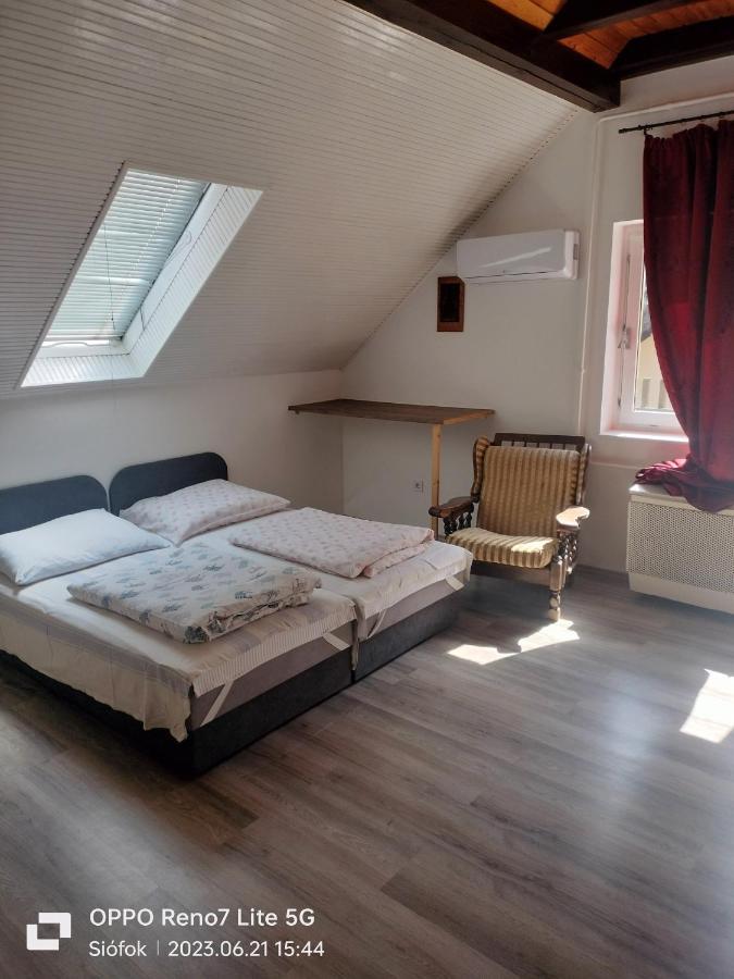 Balassa House Шіофок Екстер'єр фото